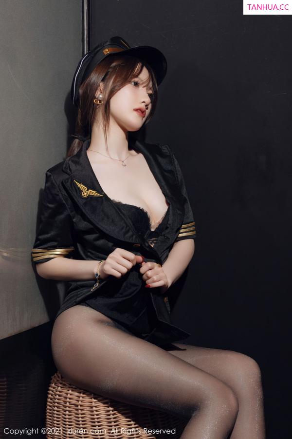 美桃酱  [XiuRen]高清写真图 2021.12.17 No.4355 美桃酱第10张图片